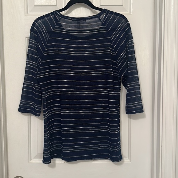 Tina stephens navy white stripe blouse lightweight medium - Picture 3 of 4